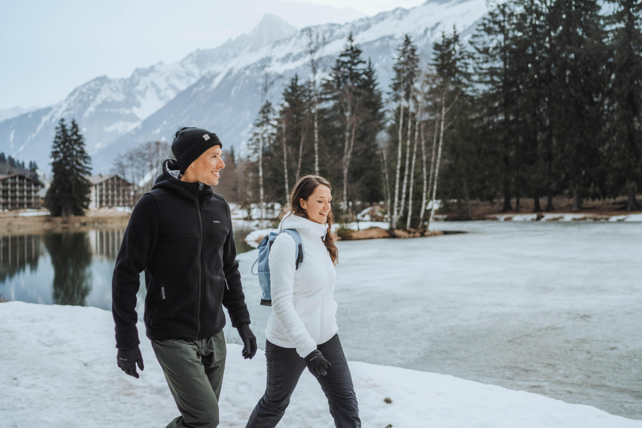 Quechua Women's SH500 U-Warm Fleece Jacket - Image 7