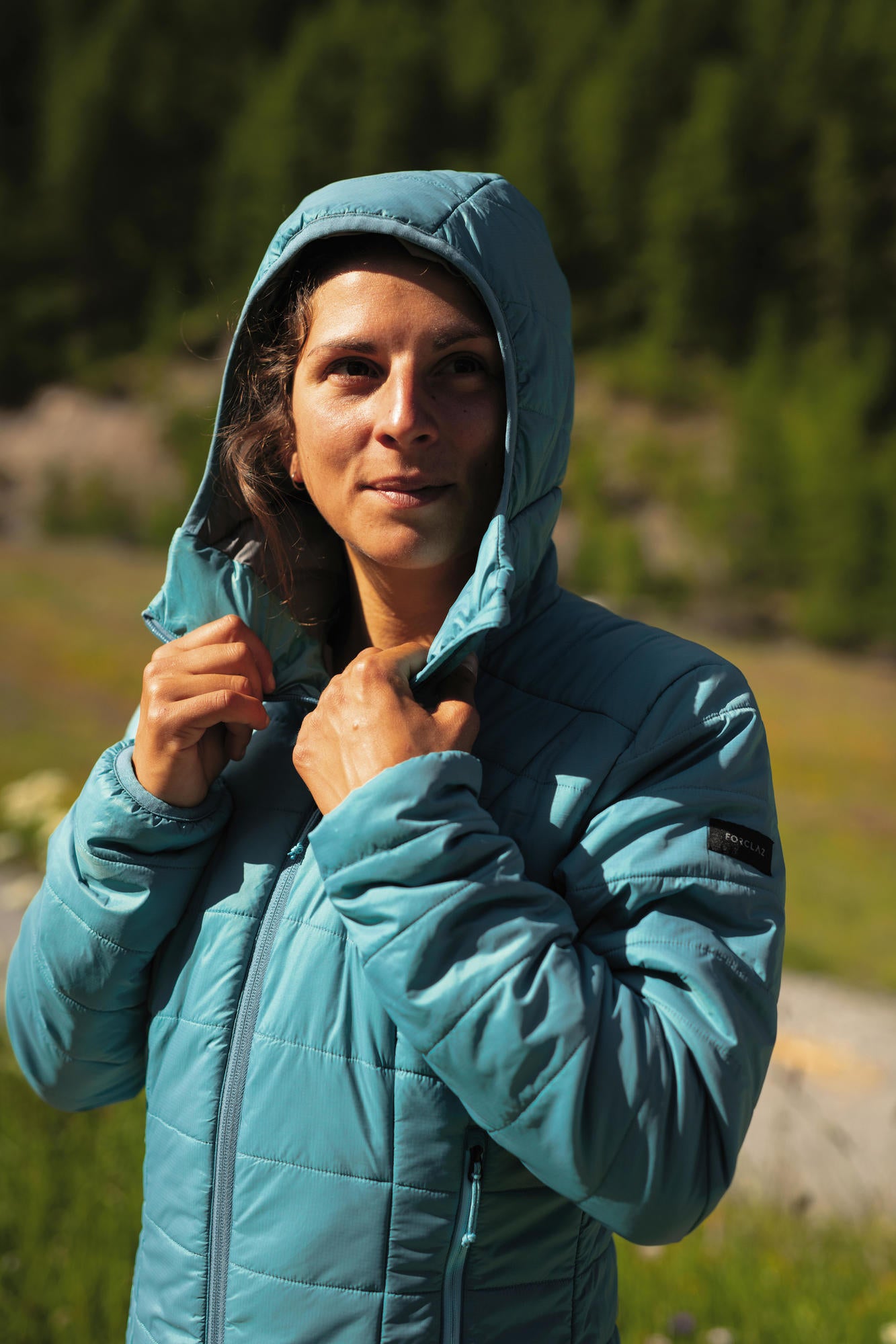Forclaz Women's MT100 Hooded Synthetic Jacket - Image 16